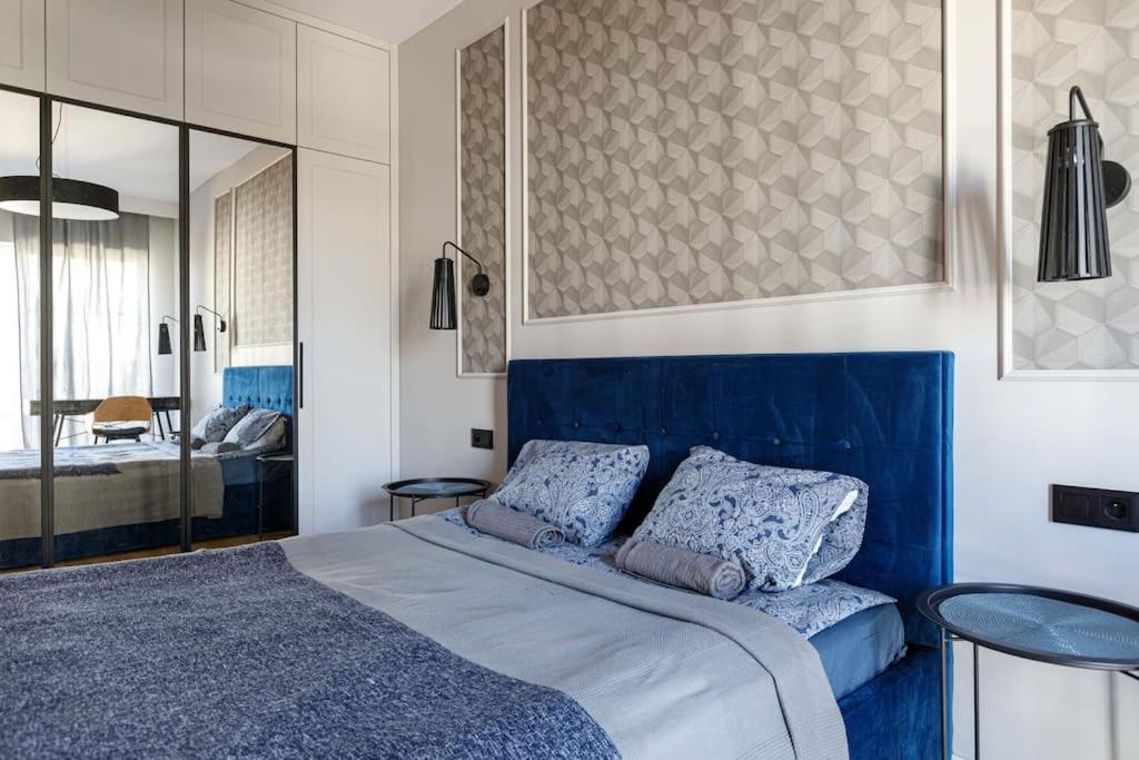 Apartment Close-golden - Jana Pawla Wroclaw